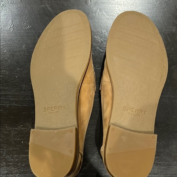Sperry Tan Suede Penny Loafers Classic Flats - Picture 4 of 4